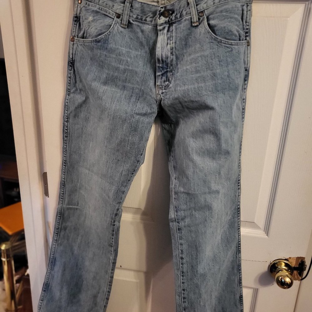 mens Wrangler retro slim boot jeans nwt